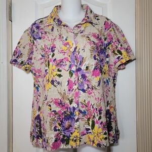 Erika Floral Button Down Shirt Size Large